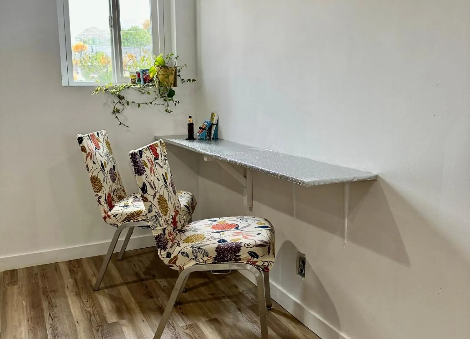 Private Room On The 1St Floor With A Shared Bathroom 10 Minutes From Seatac Airport Seattle Apartment