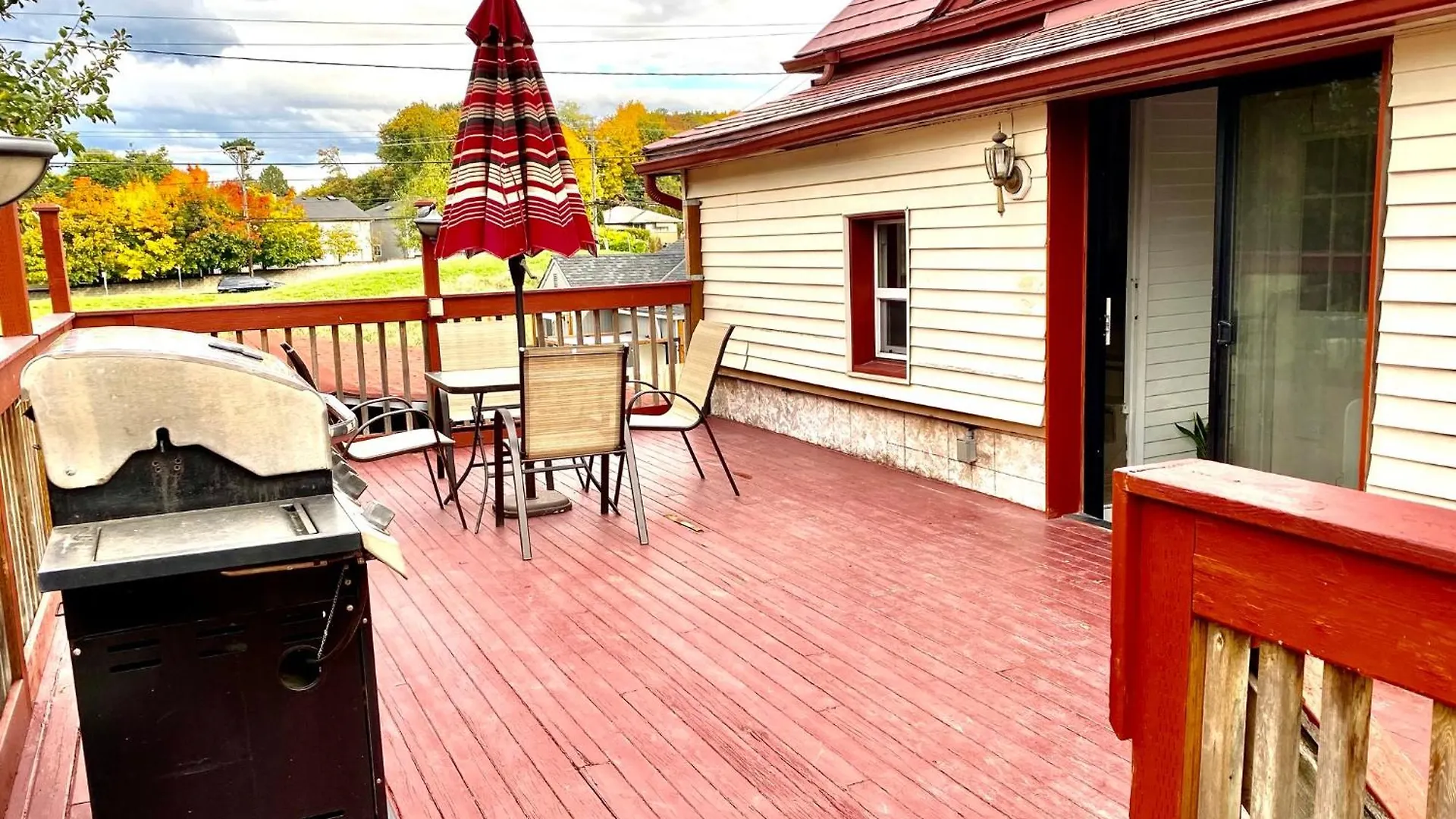 Private Room On The 1St Floor With A Shared Bathroom 10 Minutes From Seatac Airport Seattle